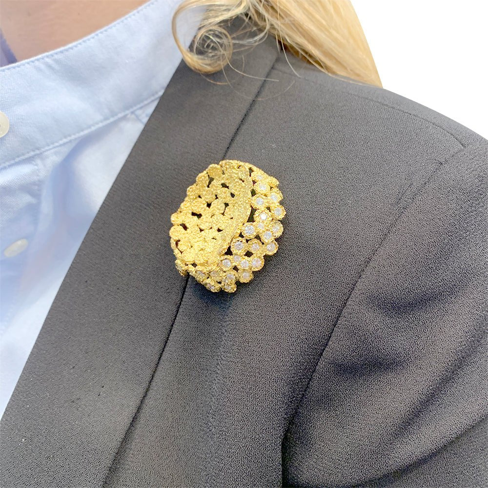 Broche FRED en or jaune et diamants - Castafiore