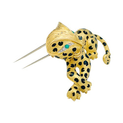 Broche Fred "Léopard" en or jaune, diamants, émail et émeraudes - Castafiore