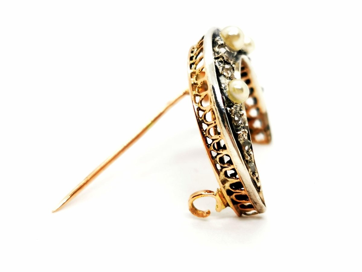 Broche lune en or jaune, argent, perles et diamants - Castafiore