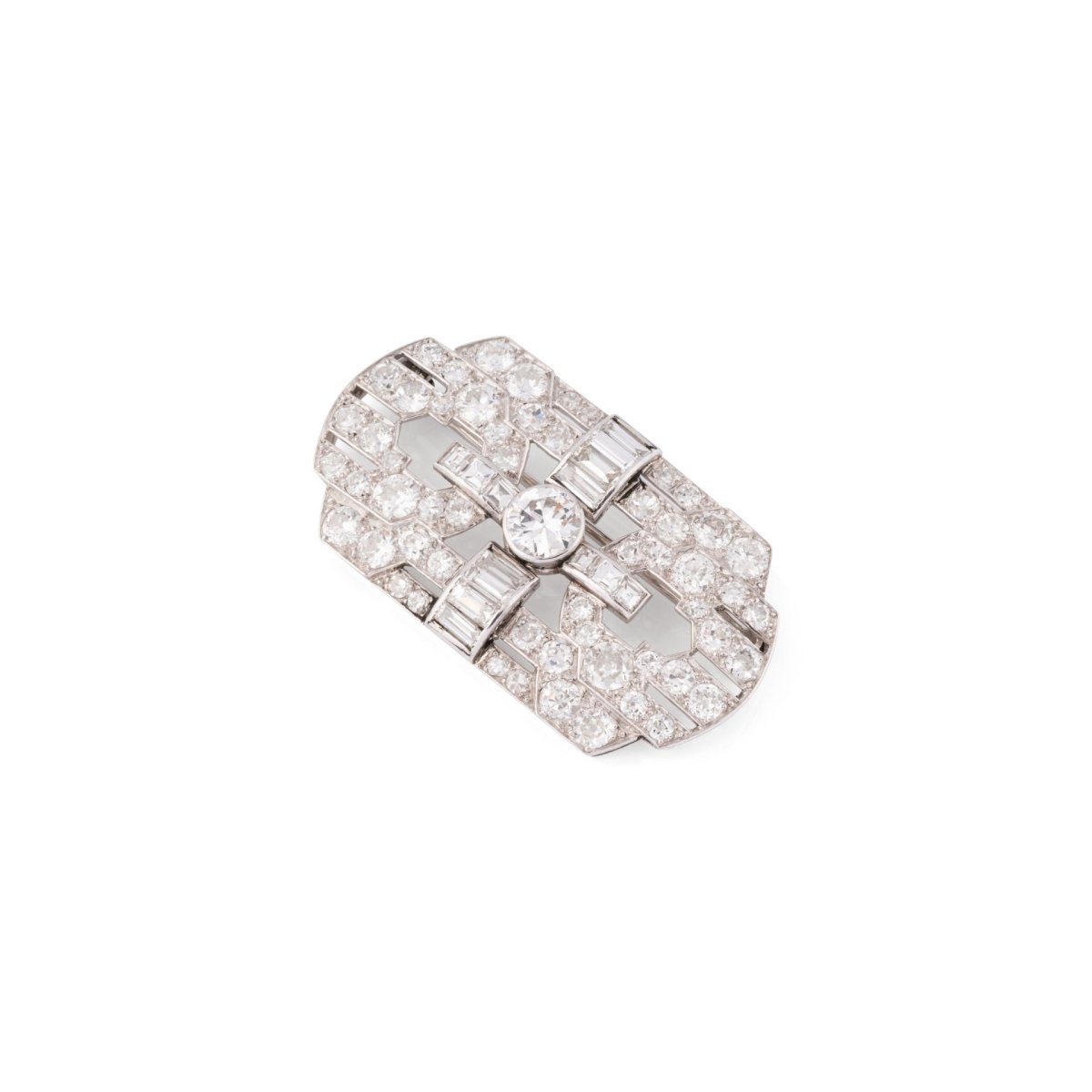 Broche "plaque" Art Déco en platine et diamants - Castafiore