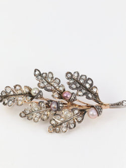 Broche victorienne feuille en or, argent diamants et perles fines - circa 1880 - Castafiore