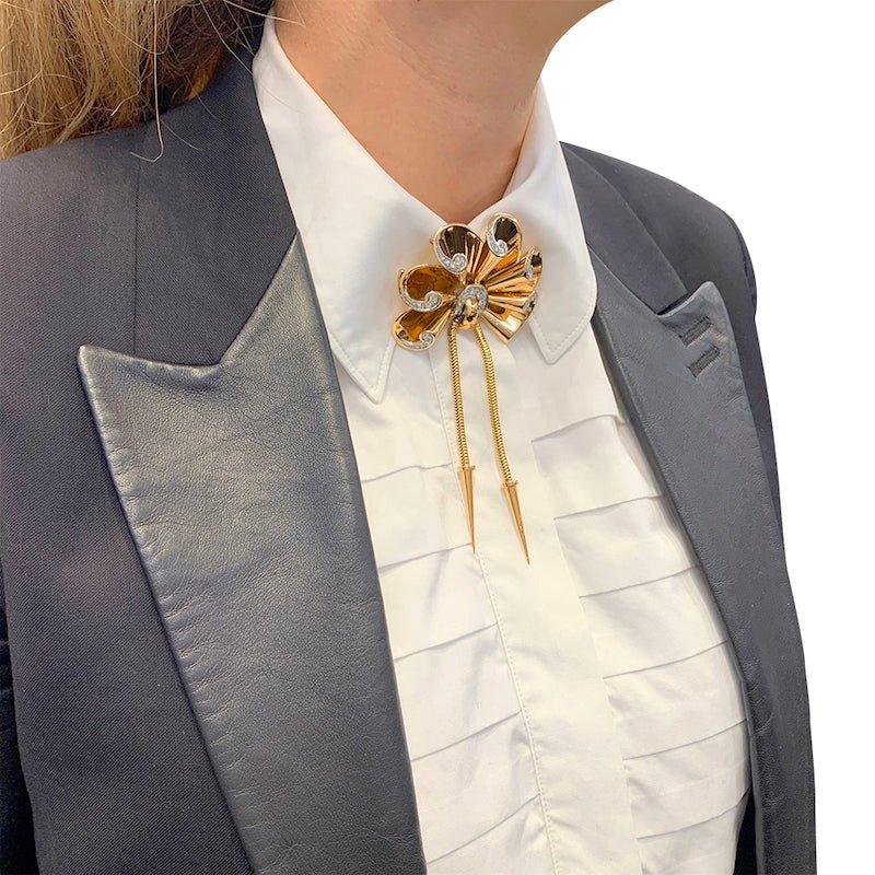 Broche vintage or rose, platine et diamants - Castafiore