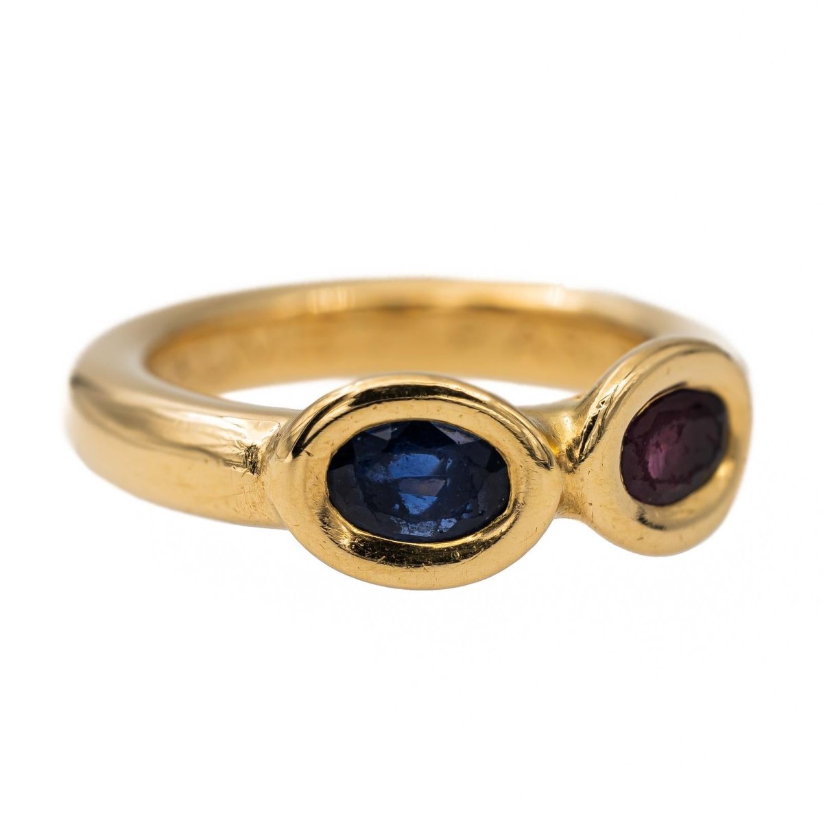 Chaumet Bague Toi et moi en or jaune saphir et rubis - Castafiore
