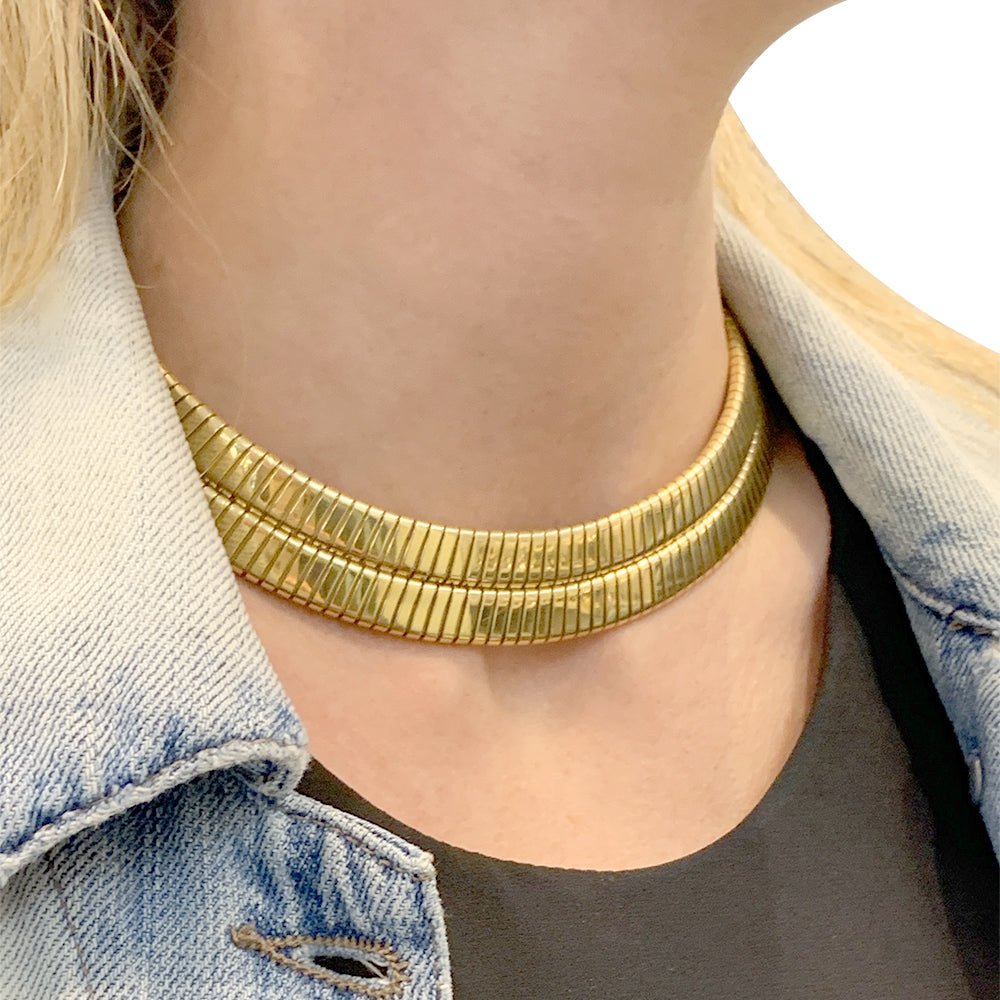 Collier Bulgari vintage, "Tubogas", or jaune. - Castafiore