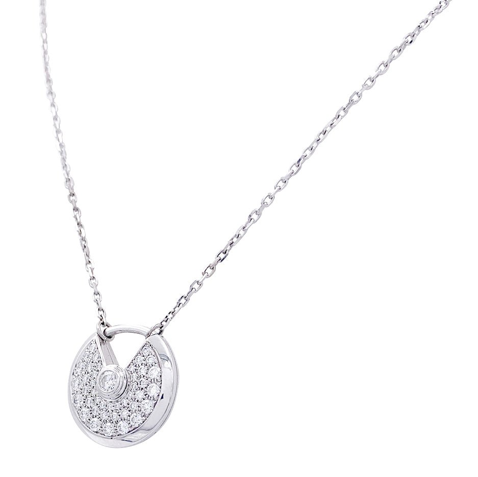 Collier Cartier, "Amulette", or blanc, diamants. - Castafiore