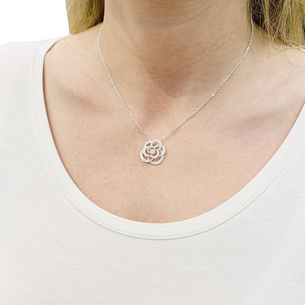 Collier Pendentif Fleur De Camélia En émail Blanc – Bijou Femme Zinc, Longueur 44+6 Cm, Coffret Cadeau
