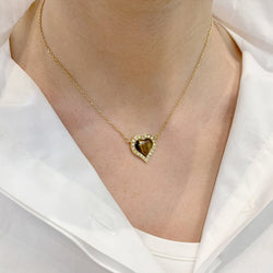 Collier, "Coeur", or jaune, oeil de tigre, diamants - Castafiore