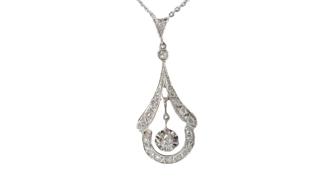 Collier des années 30 en or blanc, platine et diamants - Castafiore