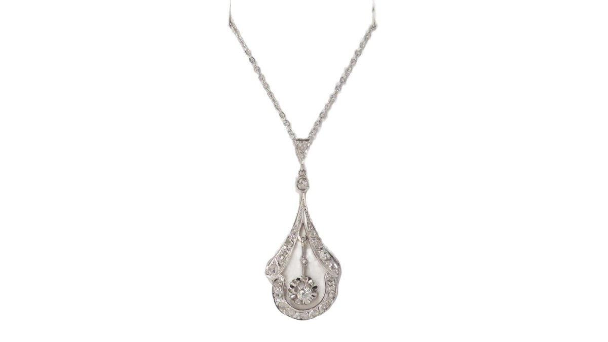 Collier des années 30 en or blanc, platine et diamants - Castafiore
