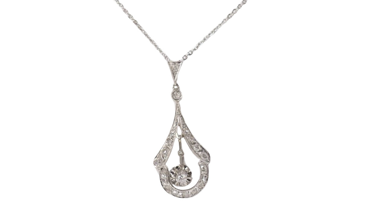 Collier des années 30 en or blanc, platine et diamants - Castafiore