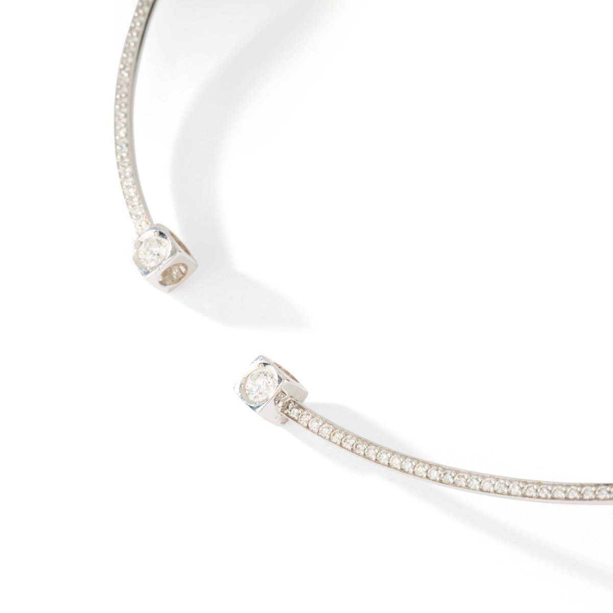 Collier DINH VAN "FLEX Le Cube" en or blanc et diamant - Castafiore