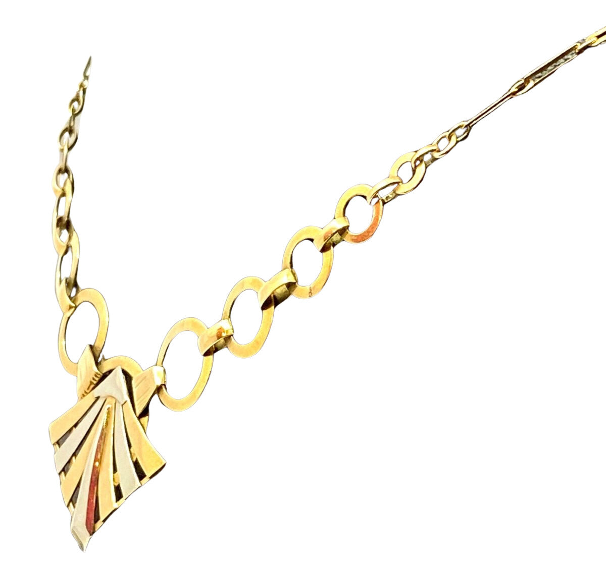 Collier en or 18 carats à décor géométrique, époque Art Deco