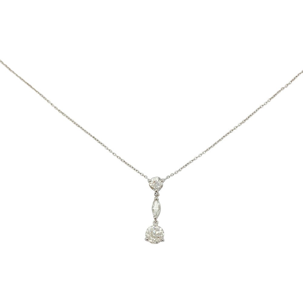 Collier en or blanc, diamants - Castafiore