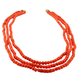 Collier en or jaune et perles de corail - Castafiore