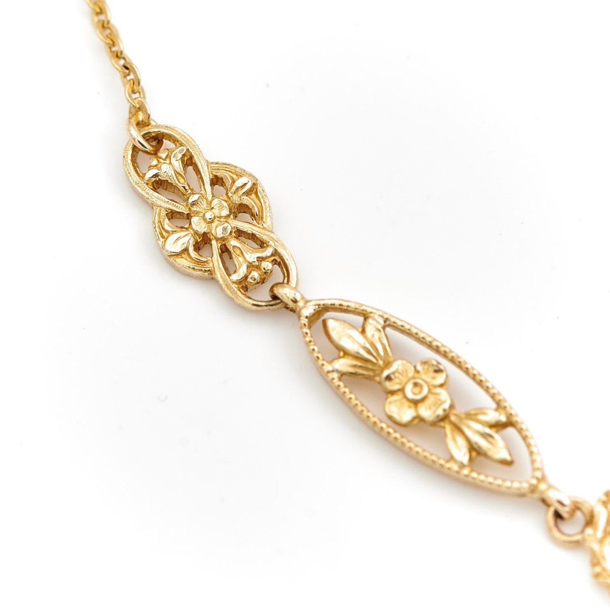Collier en or jaune et saphirs - Castafiore
