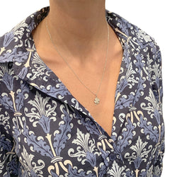 Collier et pendentif Dodo "Trèfle" en or blanc et diamants - Castafiore