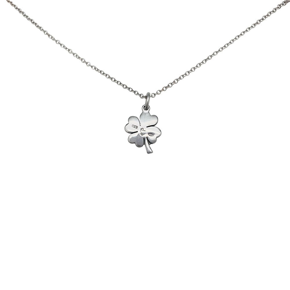 Collier et pendentif Dodo "Trèfle" en or blanc et diamants - Castafiore