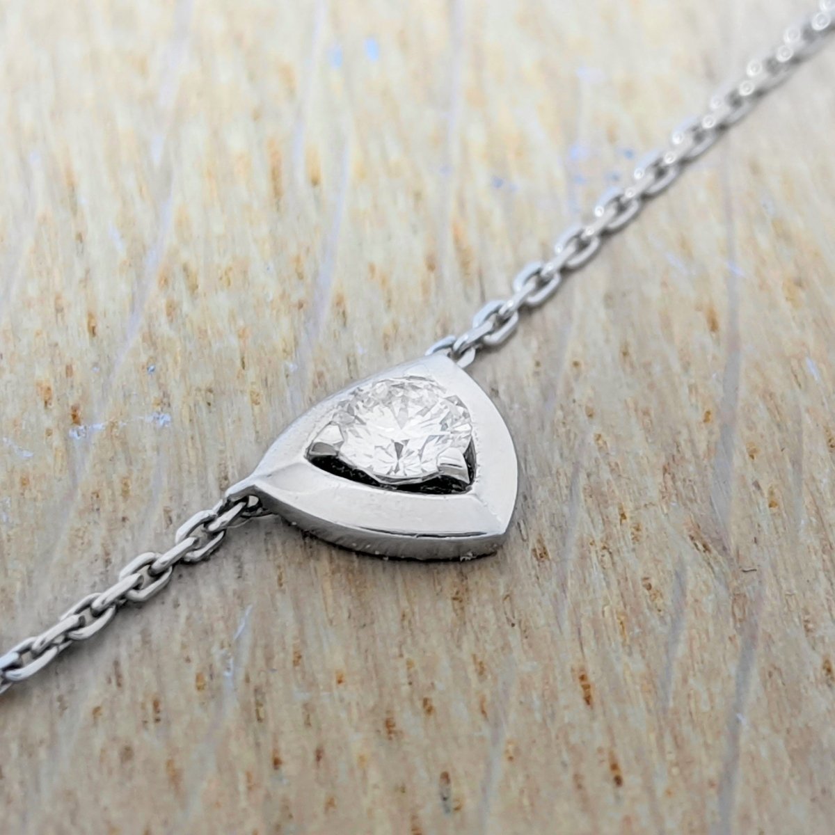 Collier Mauboussin en or blanc et diamant - Castafiore