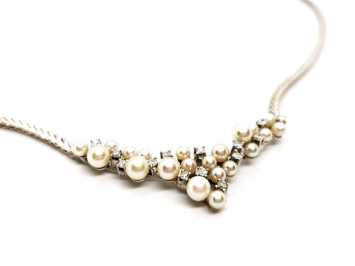 Collier Motif perles et diamants en or blanc - Castafiore