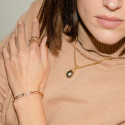 Collier Pendentif BOUCHERON en or jaune, perle et diamants - Castafiore