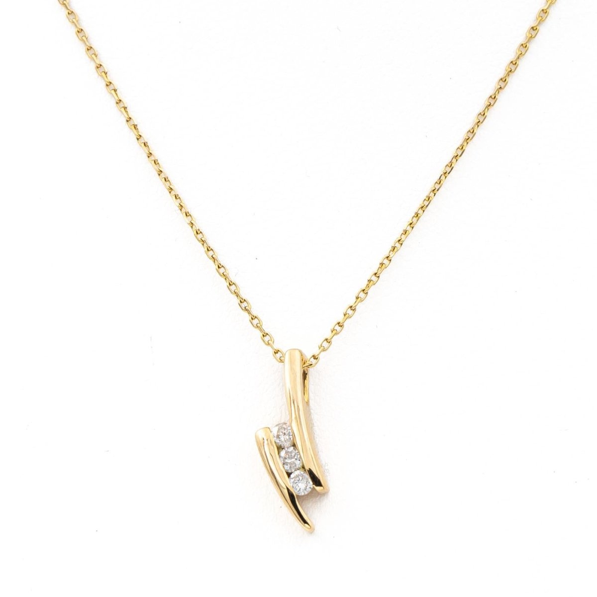 Collier Pendentif en or jaune et diamants - Castafiore