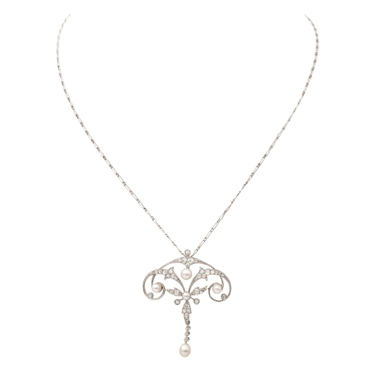 Collier Pendentif Maille cheval en platine, perles et diamants - Castafiore