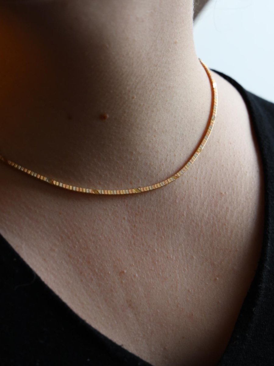 Collier Ras de cou en 3 ors - Castafiore