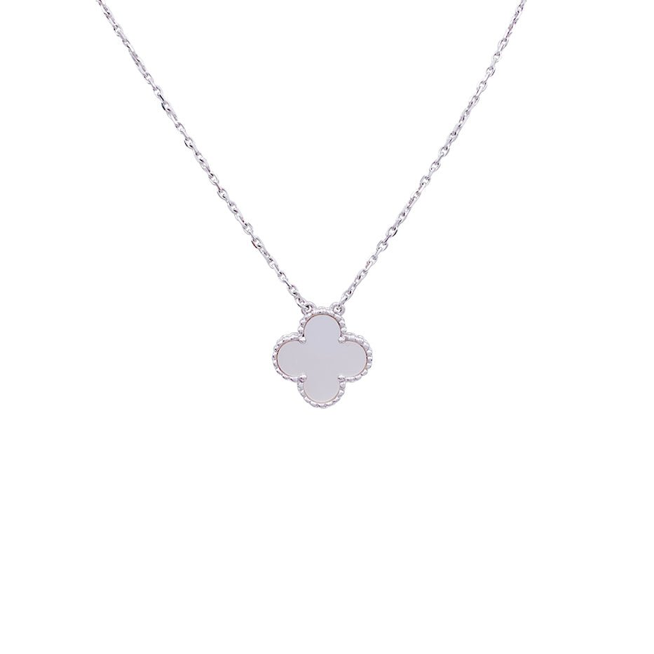 Collier Van Cleef & Arpels, "Vintage Alhambra", en or blanc, nacre - Castafiore