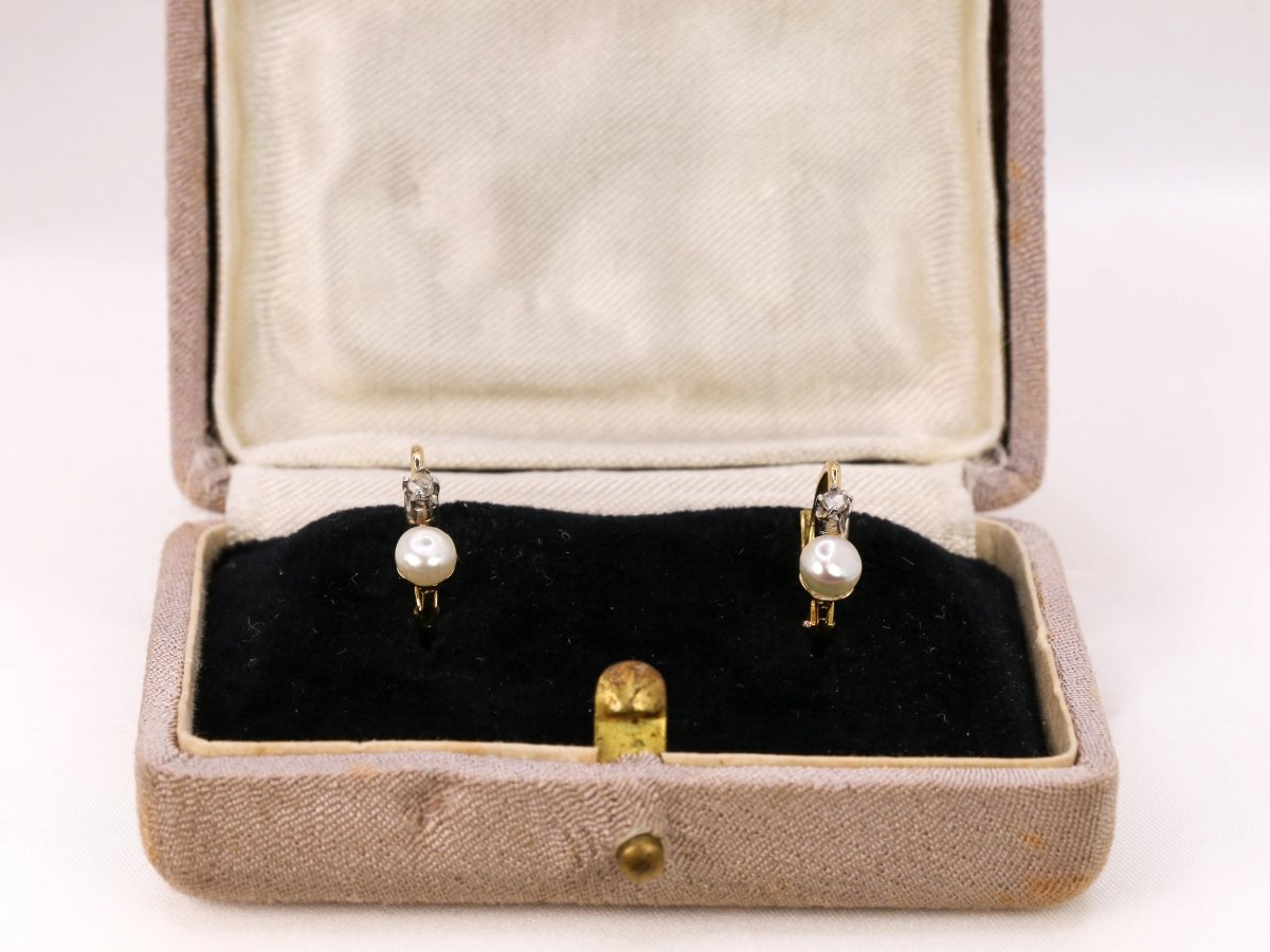 Dormeuses anciennes en or, diamants et perles fines - Castafiore