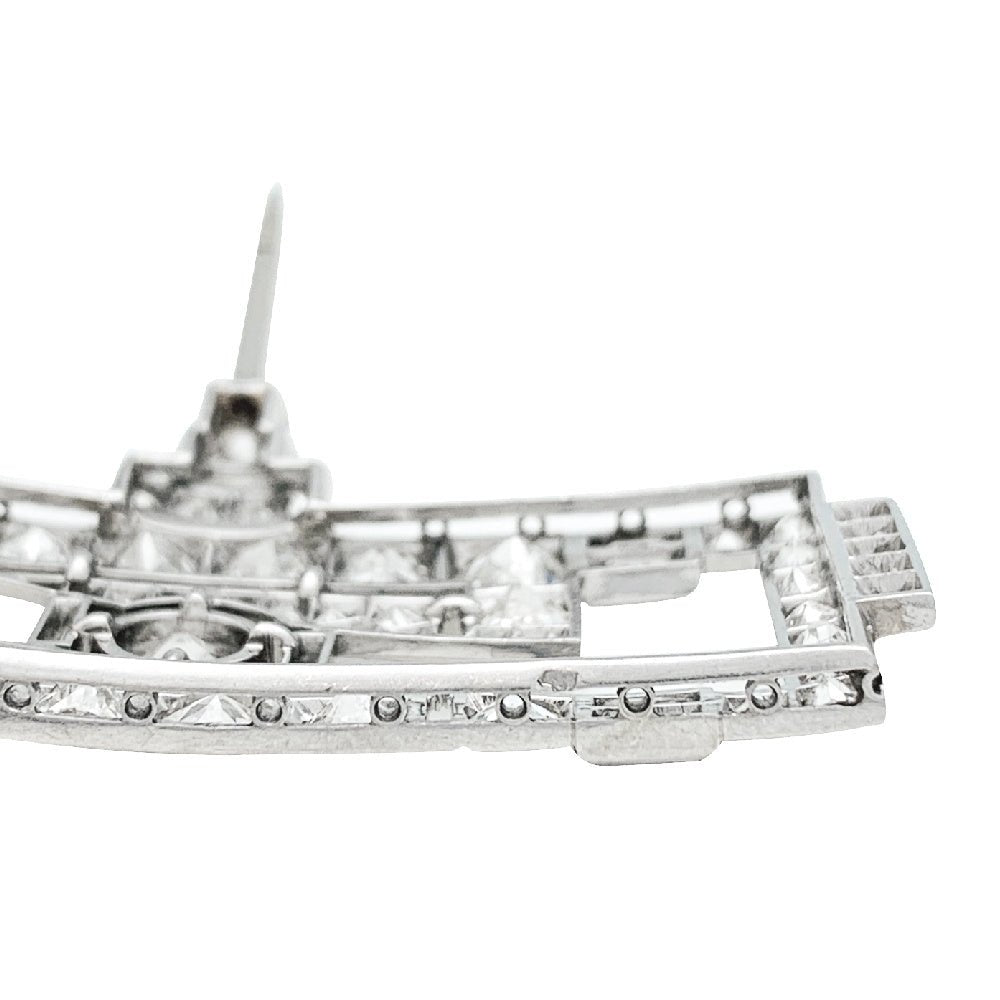 Epingle Art Déco en platine et diamants - Castafiore