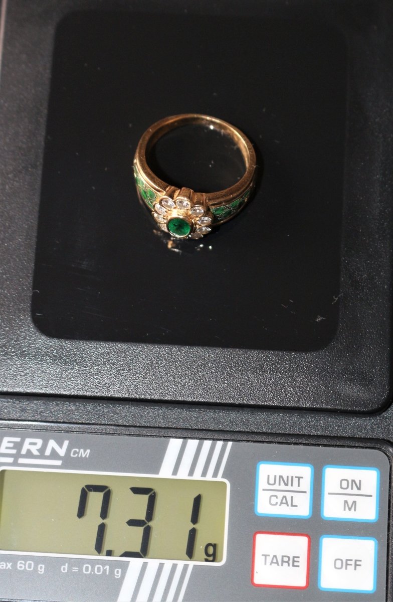 Korloff Bague Marguerite émeraude Diamants - Castafiore