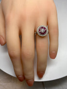 Bague en or 18 carats en diamants et rubis style Art Deco