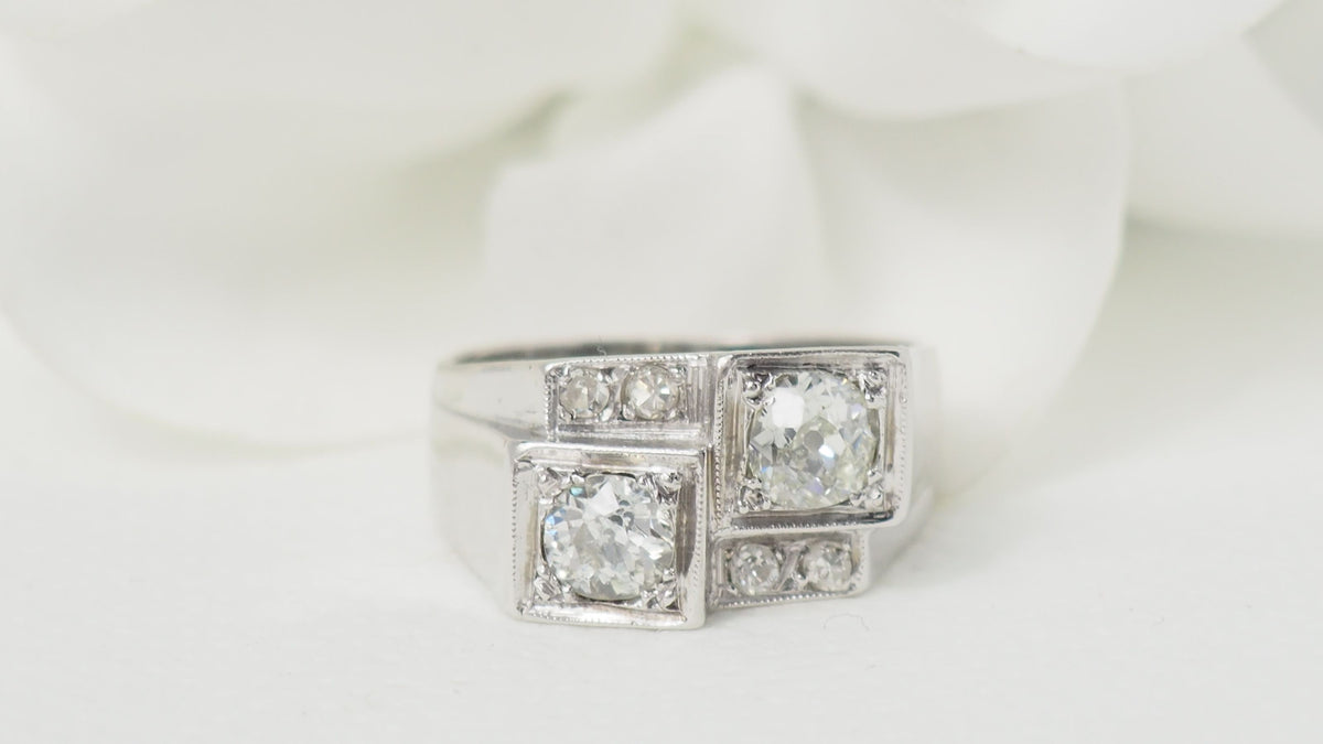 Bague Art Déco en platine et diamants