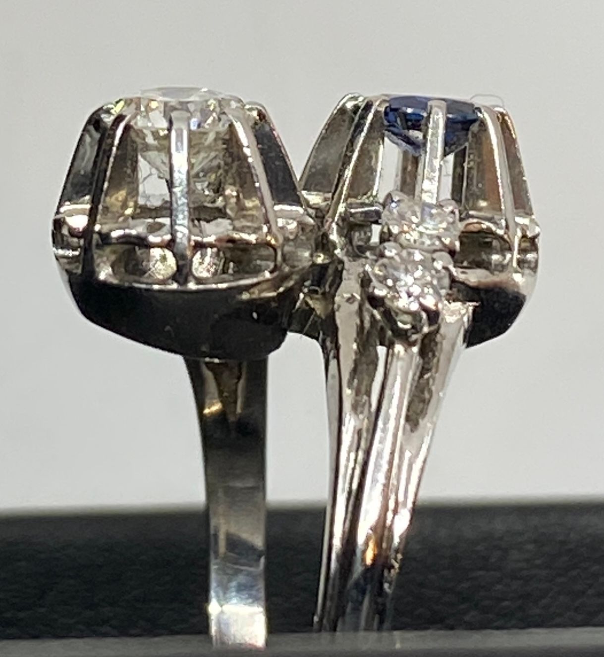 Bague en or 18 carats, toi et moi en diamants et Saphir