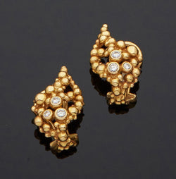Boucles d'Oreilles Gilbert Albert Raisin Diamants Or Jaune 18 Carats