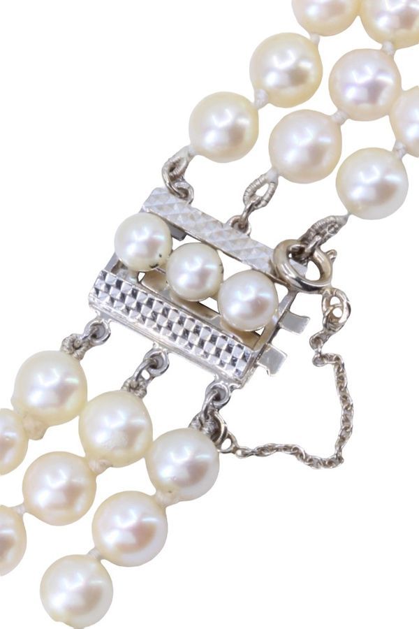 Bracelet 3 rangs et or blanc et perles de culture