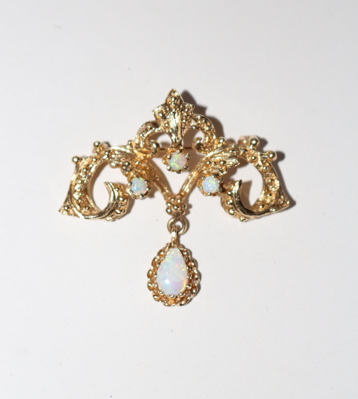 Napoleon III Brooch Yellow Gold And Opals