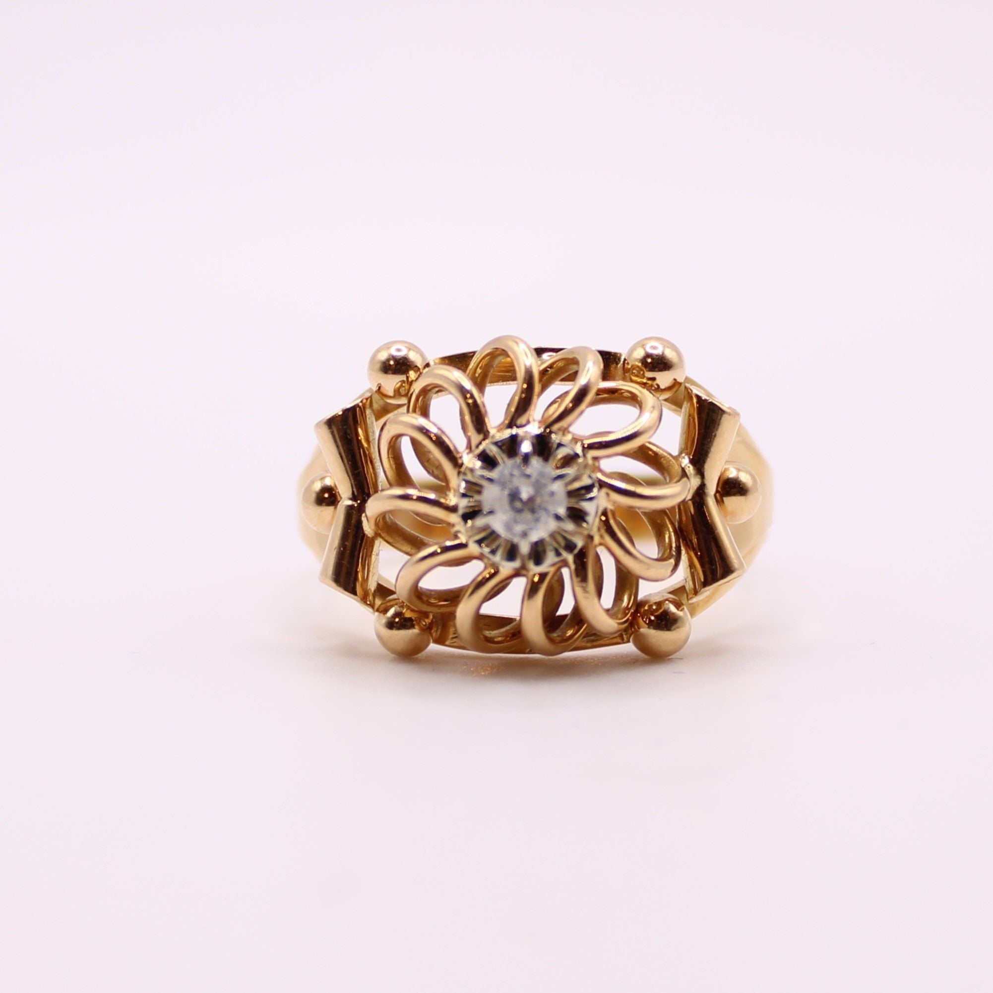 Bague Rosace Pierre blanche