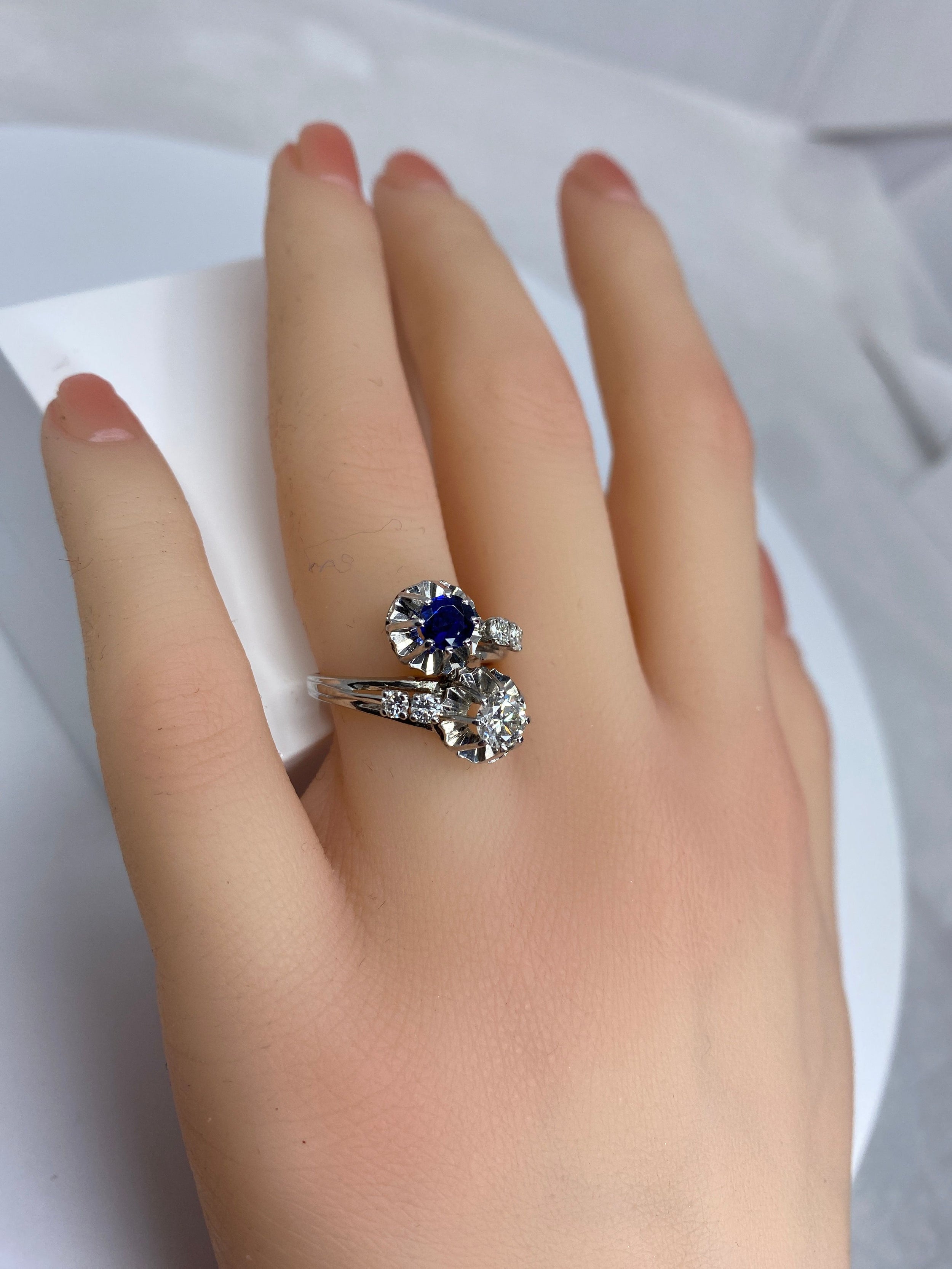 Bague en or 18 carats, toi et moi en diamants et Saphir