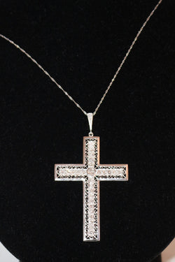 Pendentif Croix En Platine Et Diamants Art Déco