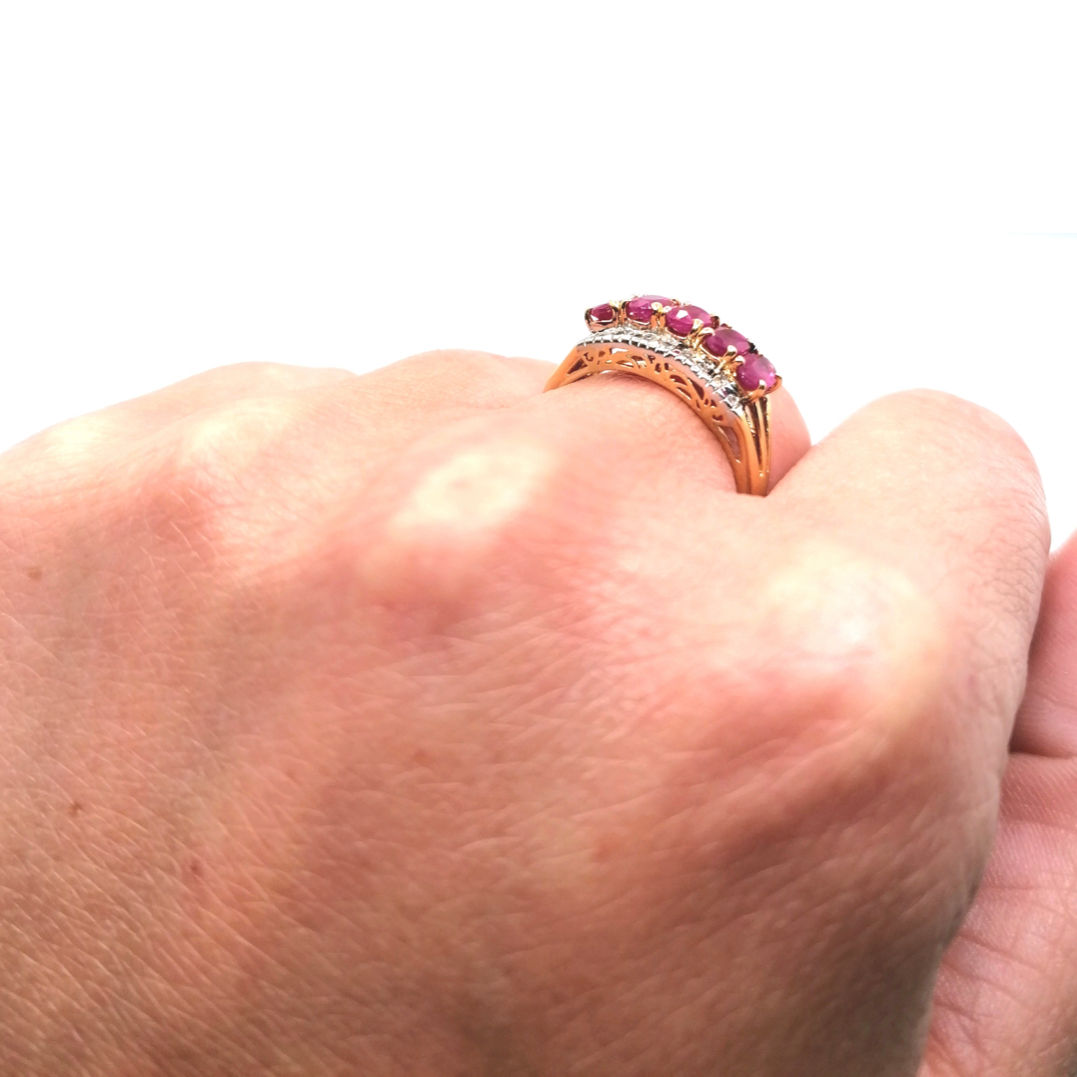Vintage ruby ​​diamond ring