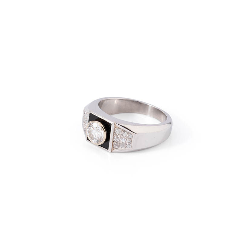 Bague Jonc MELLERIO en or blanc et platine, onyx et diamants