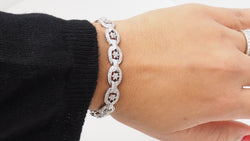 Openwork bracelet in white gold and diamonds 
