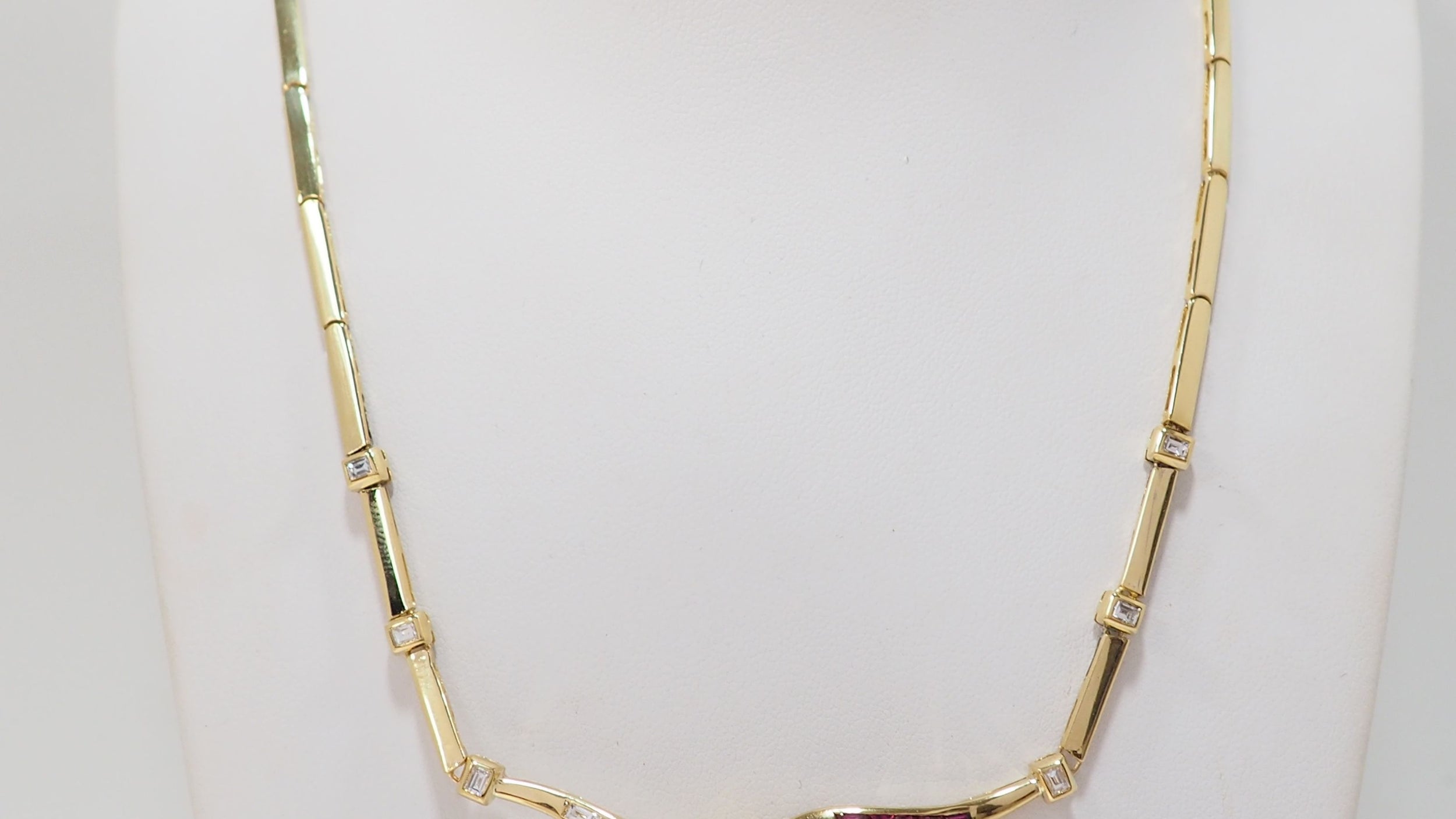 Vintage Necklace In Yellow Gold, Diamonds And Rubies
