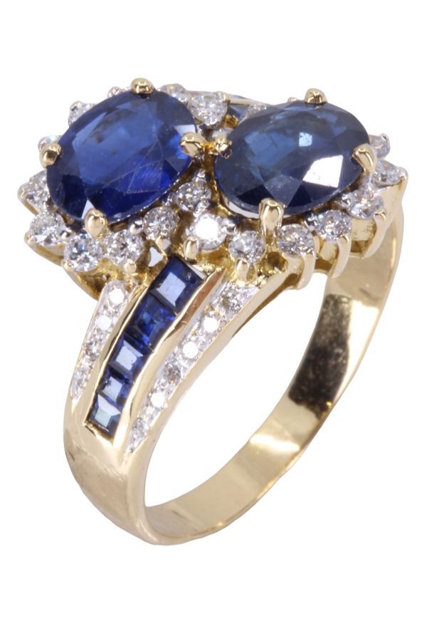 Toi et moi saphirs et diamants en or jaune