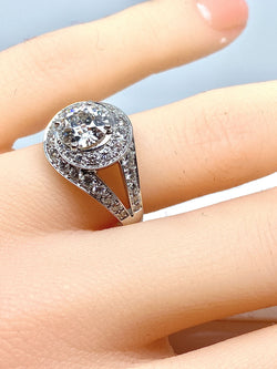 18k Gold Diamond Swirl Ring