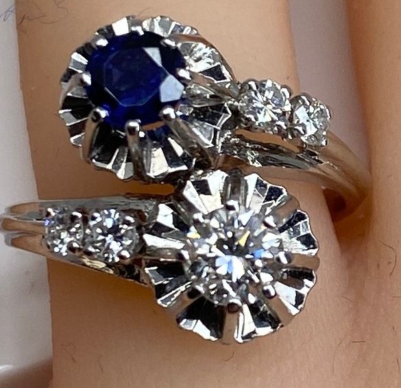 Bague en or 18 carats, toi et moi en diamants et Saphir