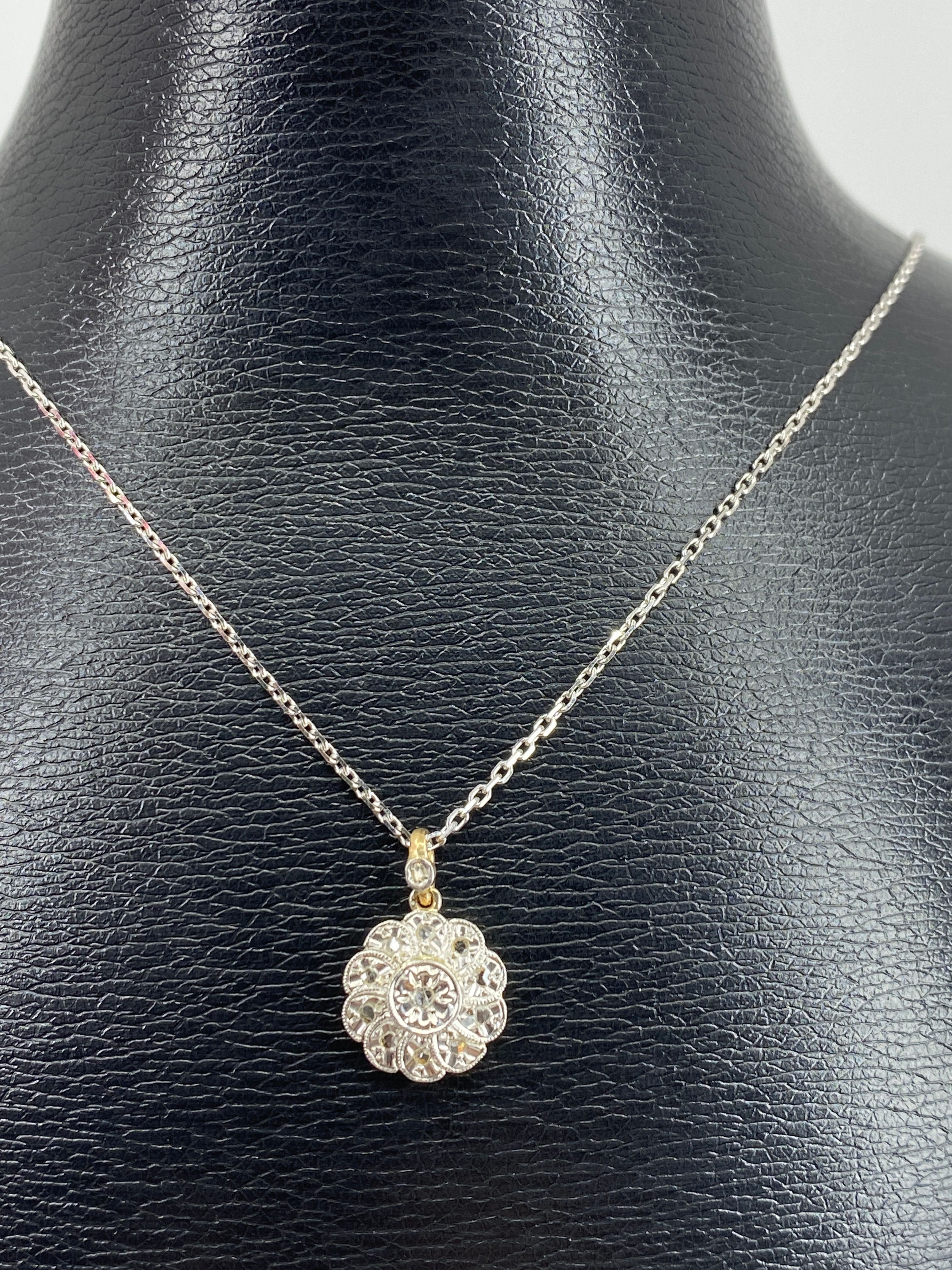 Pendentif chaîne en or 18 carats : fleur en diamants de taille rose