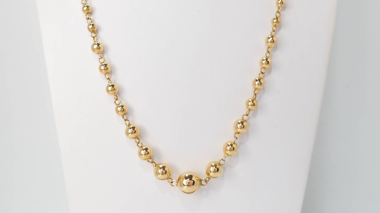 Marseille necklace in yellow gold 