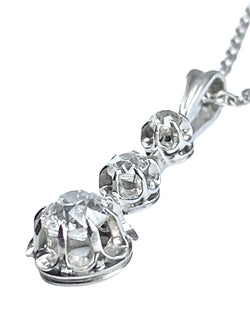 Pendentif en or blanc et diamants